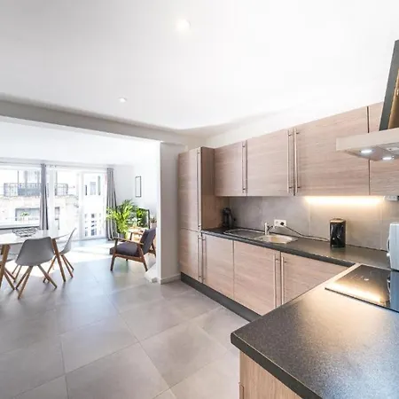 Luxury With Free Parking Apartament Ostenda